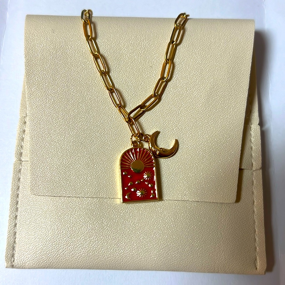 NWOT Moon and sun necklace